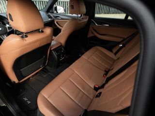BMW X4 M Pakett 2.0 135kW