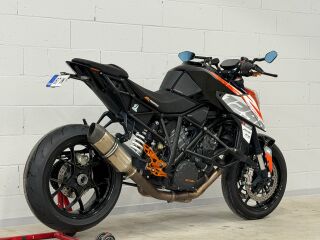 KTM 1290 Super Duke R V2 130kW