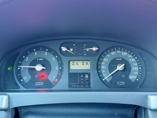 Renault Laguna Elegance 2.0 99kW