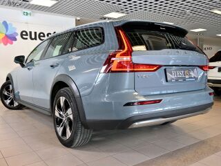 Volvo V60 Cross Country AWD INSCRIPTION INTELLI SAFE PRO 2.0 B4 mild hybrid 145kW