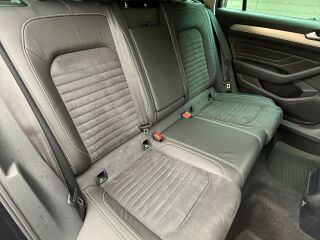 Volkswagen Passat Elegance 1.5 110kW