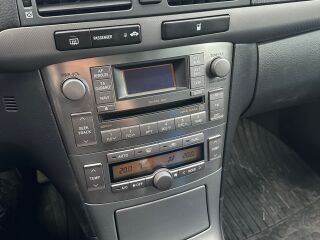 Toyota Avensis 1.8 95кВ