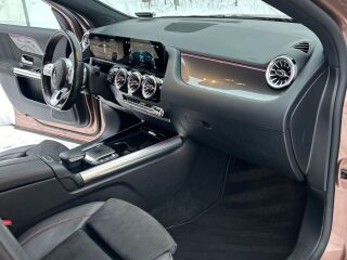 Mercedes-Benz GLA 200 AMG Night pakett 2.0 110kW