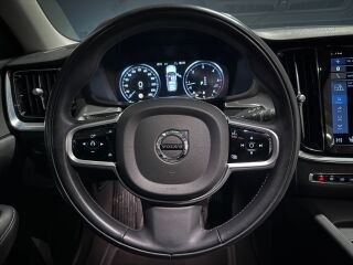 Volvo V60 Momentum B4 KERS 2.0 145kW