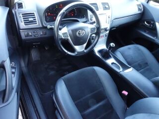 Toyota Avensis Touring Executive Facelift EU5 2.0 R4 D-4D TDI 91kW