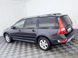 Volvo XC70 Summum AWD ATM 2.4 D5 136kW
