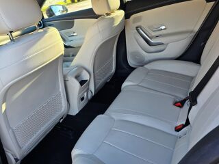 Mercedes-Benz CLA 220 2.0 140kW