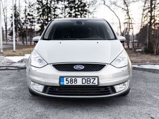 Ford Galaxy Ghia 2.0 103kW
