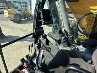 Liebherr R922 Litronic 122kW