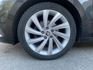 Skoda Octavia Ambition 1.5 96kW