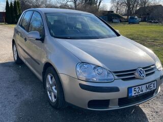 Volkswagen Golf 1.6 BGU BSE 75kW