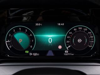 Volkswagen Golf 1.0 81kW