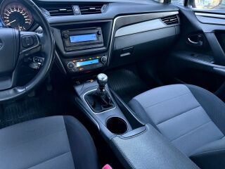 Toyota Avensis 1.6 97kW