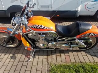 Harley-Davidson VRSCA V-Rod Monster editsion V2 86kW
