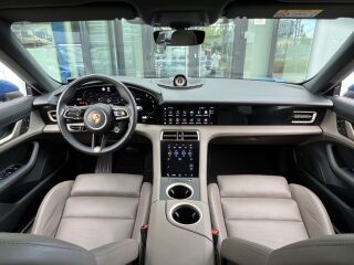 Porsche Taycan 4S Cross Turismo 420kW
