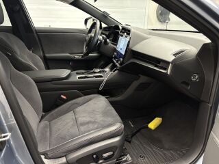 Lexus RZ 450e Luxury + Dimmable Panormaic Roof 132kW