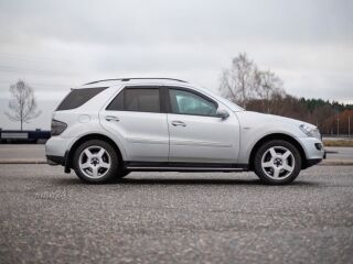 Mercedes-Benz ML 350 Edition 10 OFF-ROAD Pro Engineering Package 3.5 V6 200kW