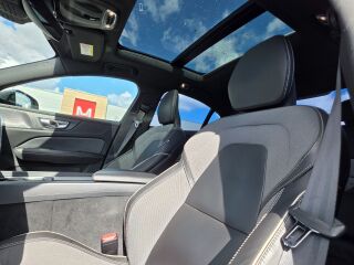 Volvo S60 T5 AWD R-Design 2.0 184kW
