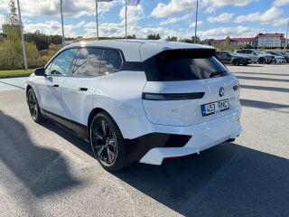 BMW iX xDrive 40 240kW