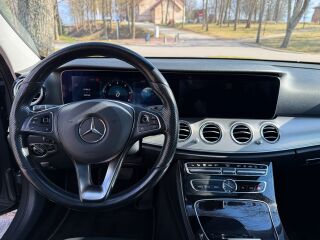 Mercedes-Benz E 350 AMG pakett 3.0 190kW