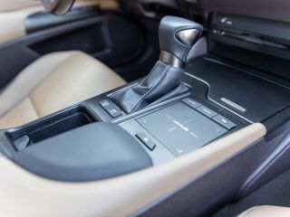 Lexus ES 300h 2.5 131kW