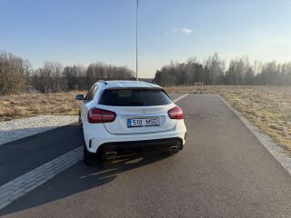 Mercedes-Benz GLA 200 2.1 100kW