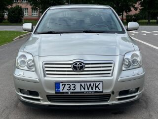 Toyota Avensis 2.0 R4 108kW