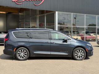 Chrysler Pacifica Pinnacle 3.6 V6 Pentastar 162kW