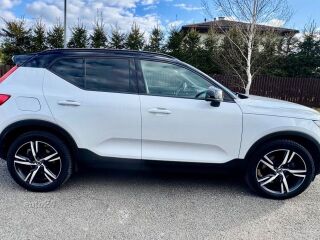 Volvo XC40 R Design 2.0 140кВ
