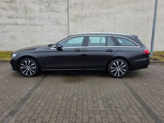 Mercedes-Benz E 300 2.0 225kW