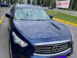 Infiniti QX70 3.7 V6 235kW