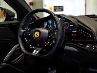 Ferrari Purosangue 6.5 V12 529kW