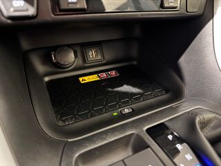 Toyota RAV4 Luxury Limited Hybrid 4WD 2.5 131kW