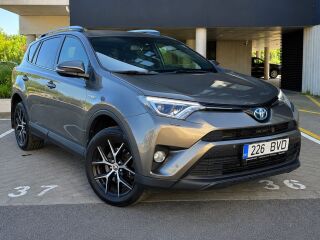 Toyota RAV4 Style Facelift Edition 2.5 114kW
