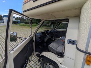 Mitsubishi L 300 2.5 51kW