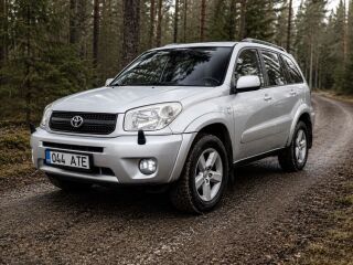 Toyota RAV4 Elegance Facelift 2.0 110kW