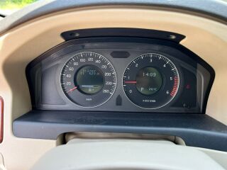 Volvo S80 2.4 D5 136кВ