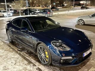Porsche Panamera Turbo 4.0 V8 404кВ