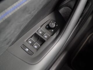 Volkswagen Passat R-line PHEV 1.5 130kW