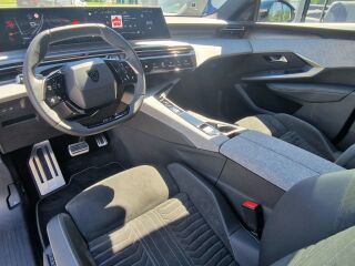 Peugeot 3008 GT Hybrid 145 e-DCS6 1.2 100kW