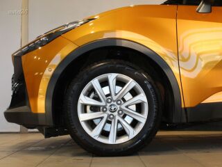Toyota C-HR Premiere Edition Plug-in Hybrid 2.0 111kW
