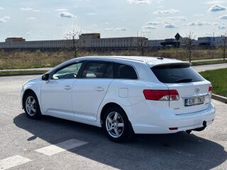 Toyota Avensis 2.0 91kW