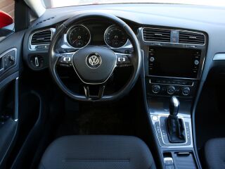 Volkswagen Golf 1.0 85kW