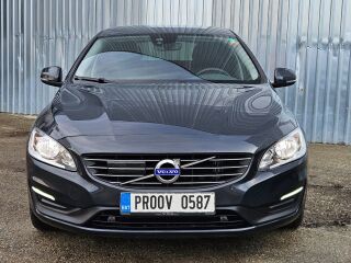 Volvo V60 Momentum Savile Grey 2.0 D2 88kW