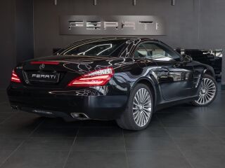 Mercedes-Benz SL 500 4.7 V8 320кВ