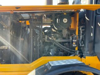 JCB 411HT 74кВ