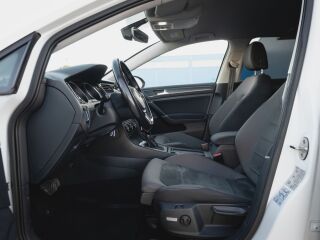 Volkswagen Golf 2.0 110kW