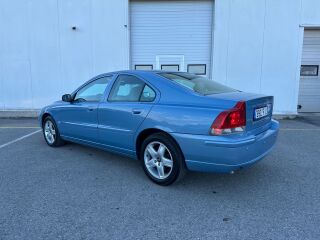 Volvo S60 2.4 120kW