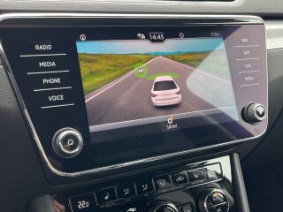 Skoda Superb Combi Active Plus FL 4x4 2.0 TDI 140kW