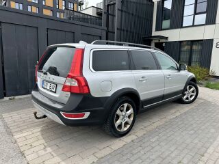 Volvo XC70 Summum AWD 2.4 D5 136kW